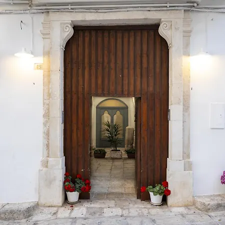 Corte Nobile - Residenze Storiche Nel Cuore Della Bianca 3* Ostuni
