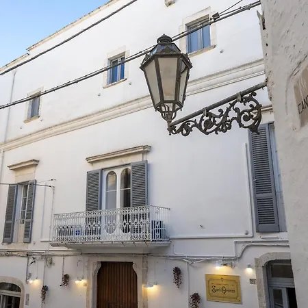 Corte Nobile - Residenze Storiche Nel Cuore Della Bianca Affittacamere Ostuni